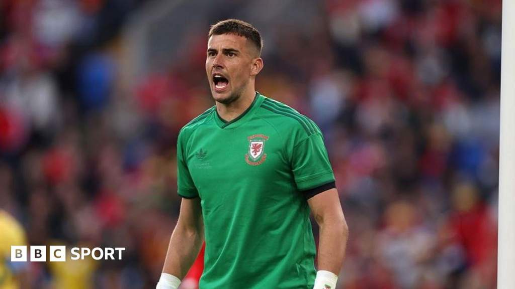 Karl Darlow Resmi Gabung Manchester United Usai Tinggalkan Leeds