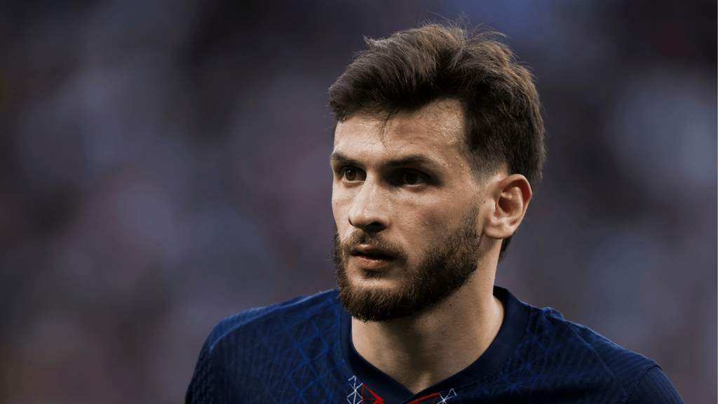 Real Madrid dan PSG Berpotensi Barter Kvaratskhelia dengan Vini Jr