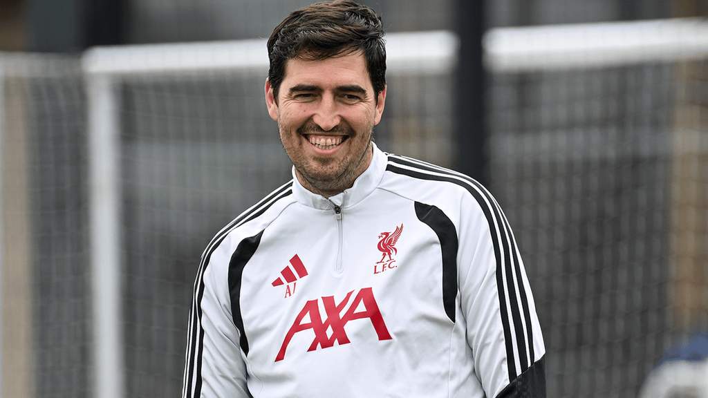 Liverpool Siap Bajak Target Transfer Man Utd untuk Gelandang Roma