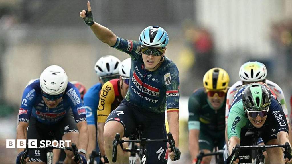 Tim Merlier Rebut Kemenangan Ketiga di Etape 12 Tour de France